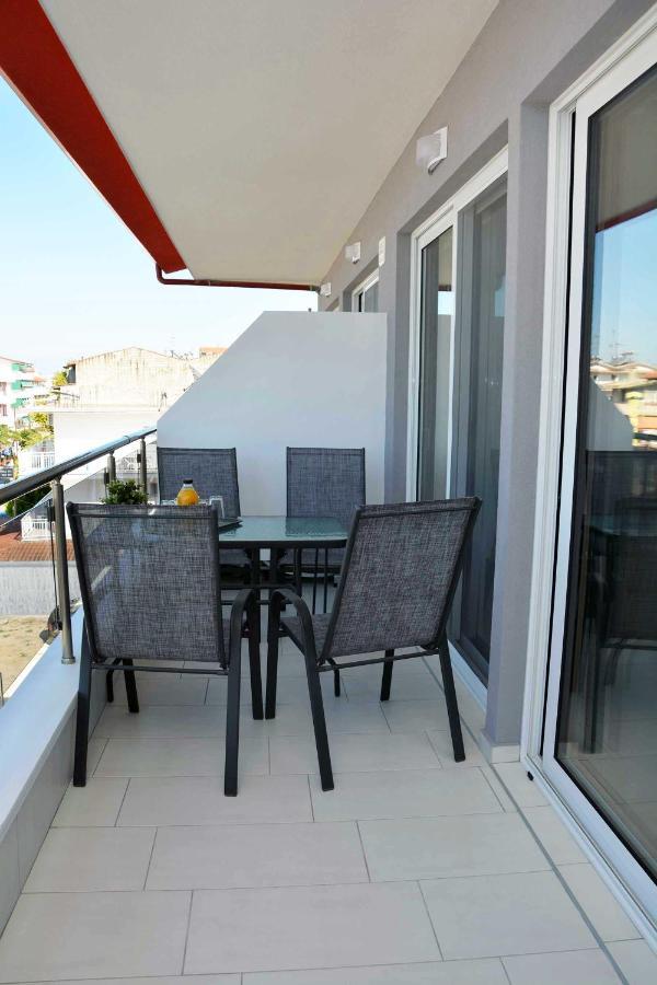 Princess Luxury Suite Paralia Katerinis Exterior photo